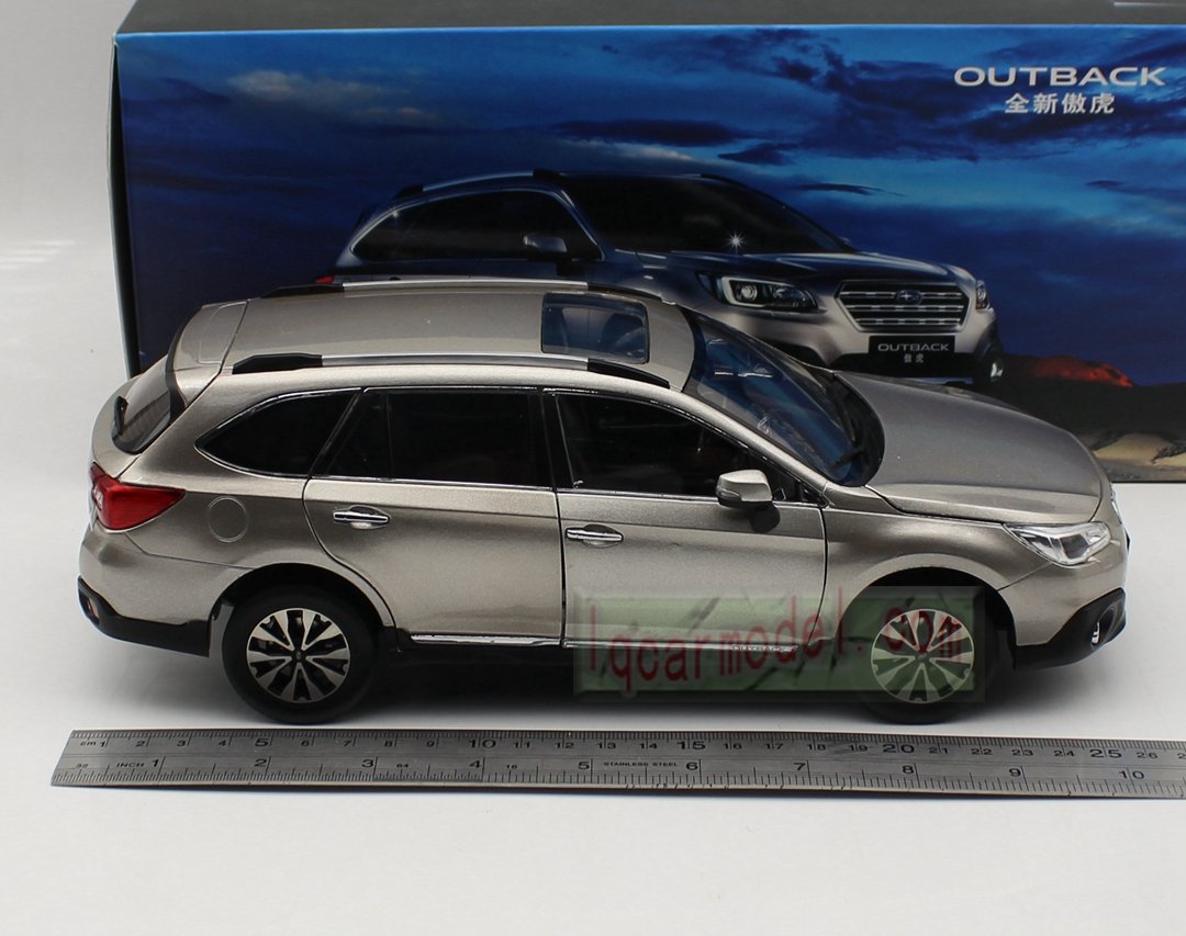 1/18 Scale SUBARU OUTBACK Diecast Car model Rare - Image 4