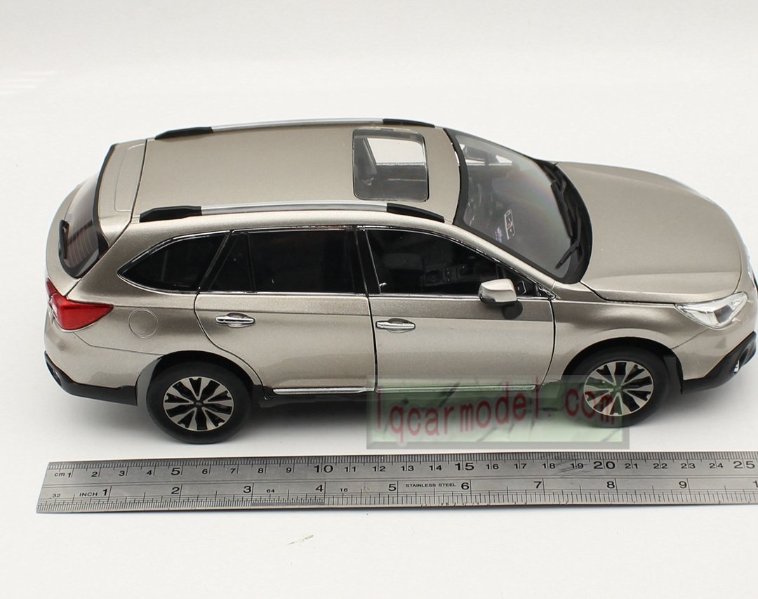 1/18 Scale SUBARU OUTBACK Diecast Car model Rare - Image 12