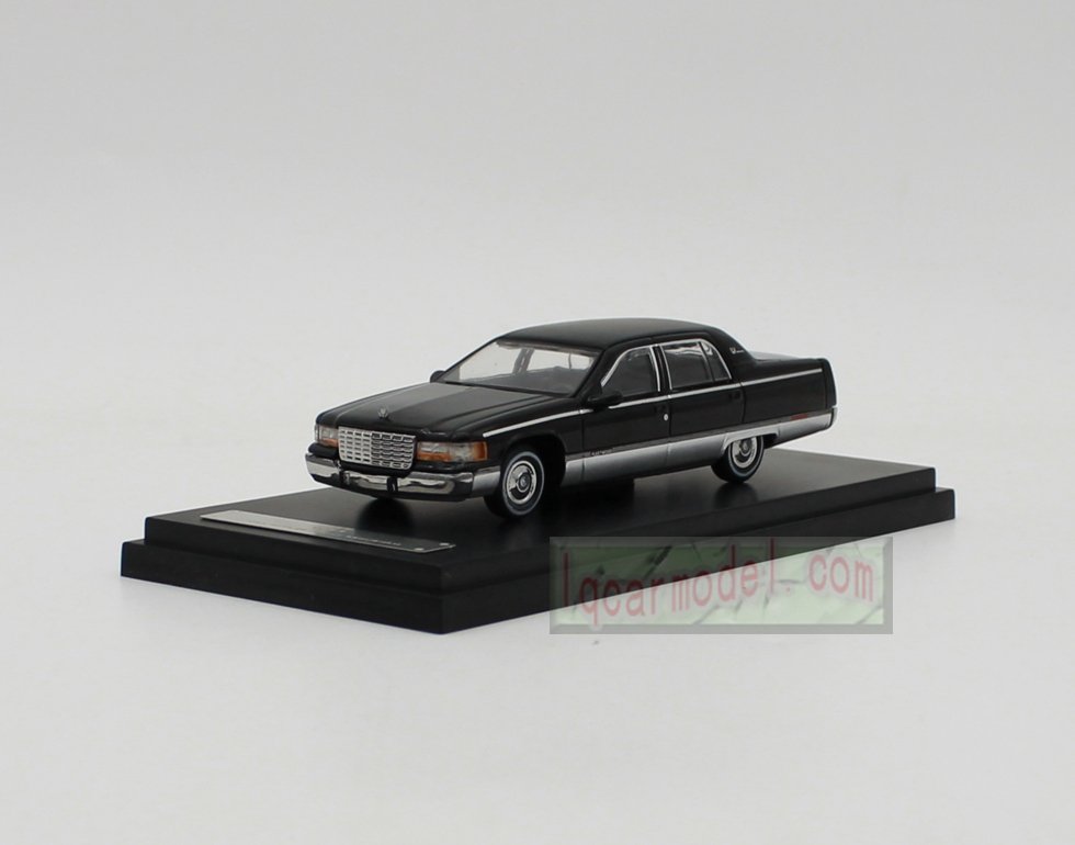 1/64 Cadillac 120th Anniversary Classic Collection 1993 FLEETWOOD BROUGHAM Diecast Model