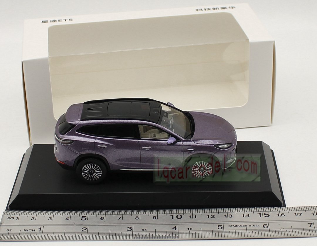 1/43 Scale CHERY EXEED ET5 Car model Diecast Purple - Image 6