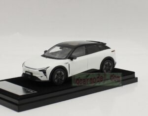 1/43 Scale ROBO-01 ROBOCAR 01 Diecast Model white color