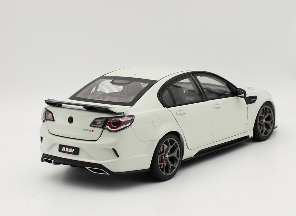 1/18 BIANTE Holden HSV GTSR HERON Diecast Collectible Car Model White color - Image 7