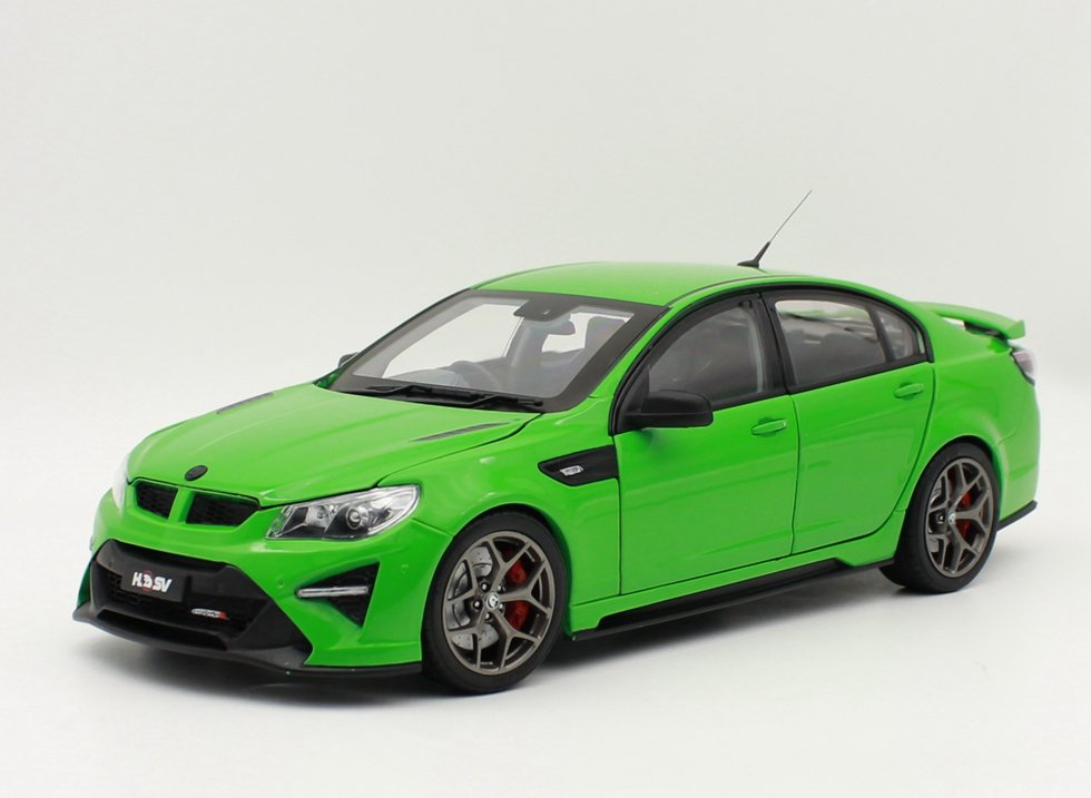 1/18 B1/18 BIANTE Holden HSV GTSR HERON Collectible Car Model Green color