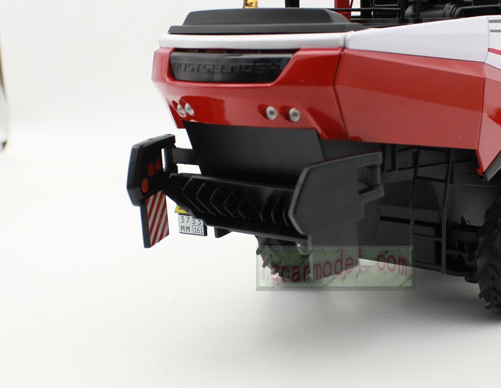 1/32 Scale ROSTSELMASH RSM 161 RSM161 Harvester Selbstfahrer Combine Model - Image 11