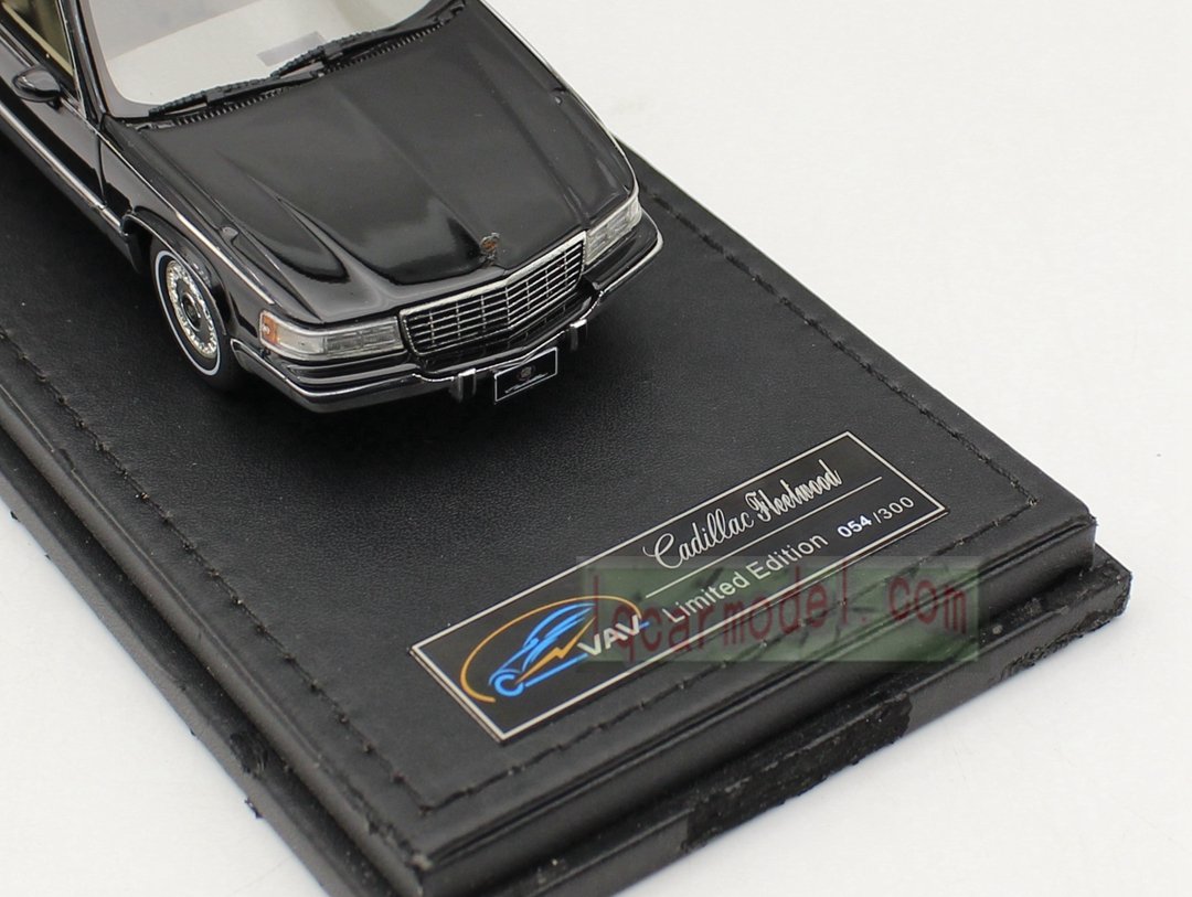 1/43 VAV 1993 Cadillac Fleetwood Brougham Car model Black color Flaw - Image 6