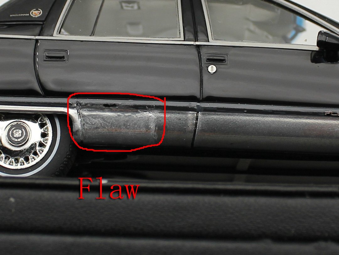 1/43 VAV 1993 Cadillac Fleetwood Brougham Car model Black color Flaw - Image 10