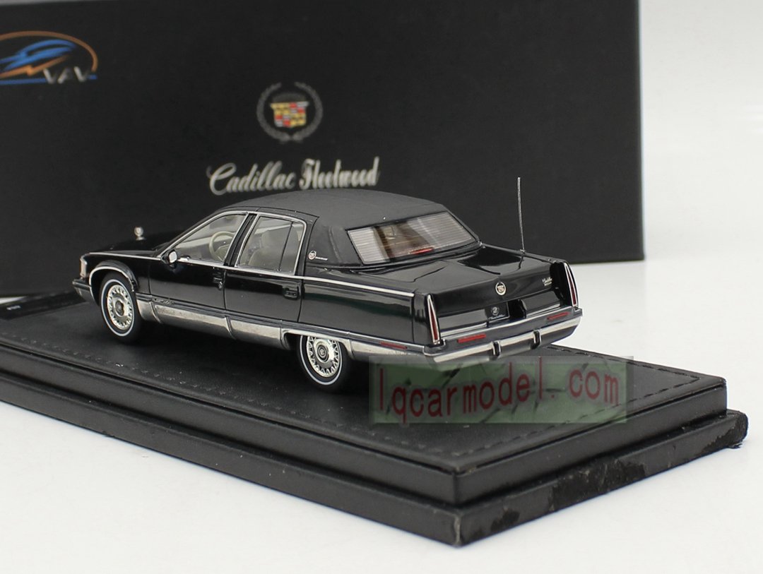 1/43 VAV 1993 Cadillac Fleetwood Brougham Car model Black color Flaw - Image 14
