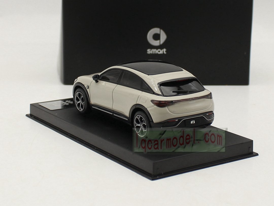 1/43 Smart #3 Diecast Car Model - Image 5