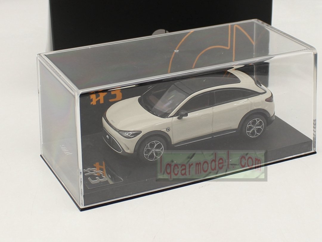 1/43 Smart #3 Diecast Car Model - Image 4