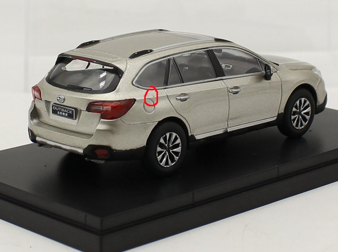 1/43 Scale SUBARU OUTBACK Diecast Car model (No paper box ) - Image 5