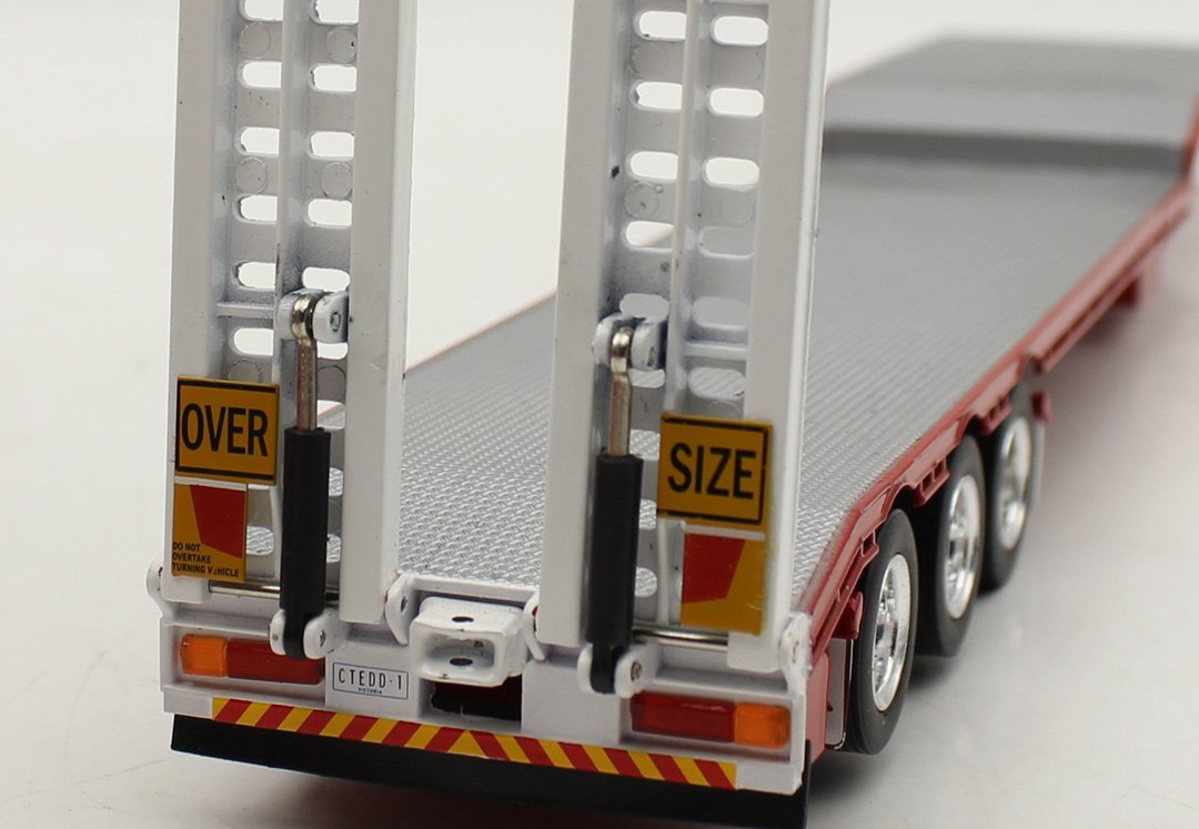 1/50 Iconic Replicas 45' EXTENDABLE DROPDECK Drop Deck Trailer Diecast Red - Image 13
