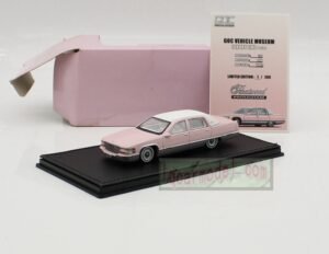 1/64 Scale GOC 1993 Cadillac Fleetwood Car model Diecast Pink color