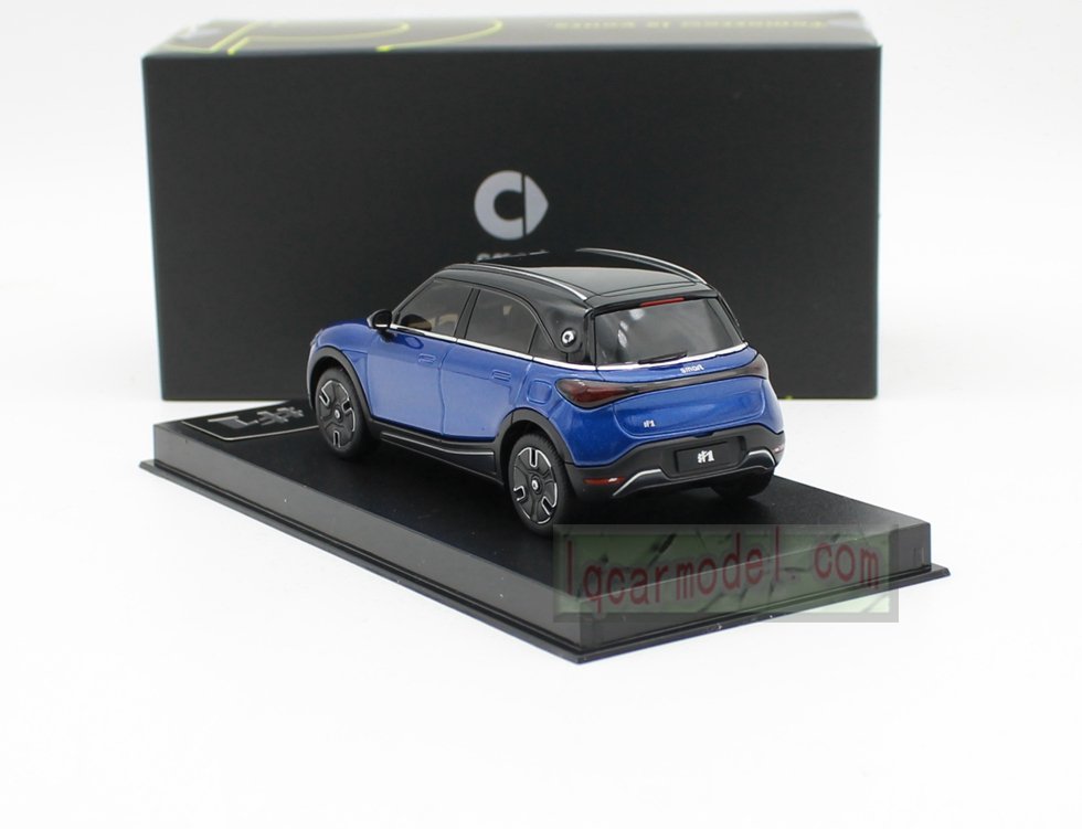 1/43 Scale Smart #1 Diecast Car Model blue color - Image 4