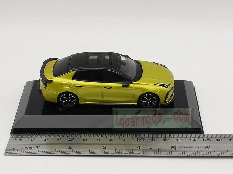 1/43 Scale Lynk&Co 03 Diecast Model - Image 7